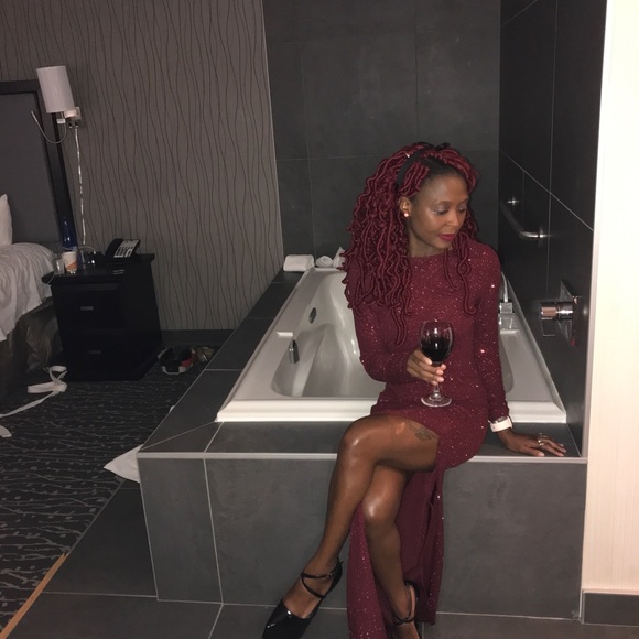 Meet your Posher, Lorraine - Picture 1 of 1